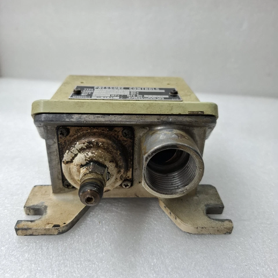 SAGINOMIYA PRESSURE CONTROLS SNS C106PQ